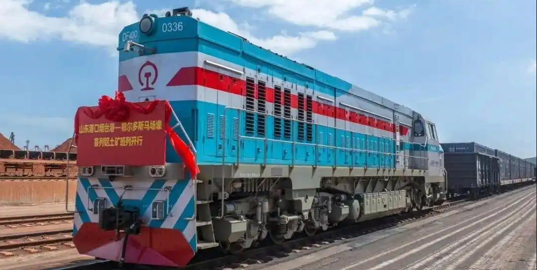 煙臺(tái)港開通跨省海鐵聯(lián)運(yùn)新通道，助力黃河流域物流升級(jí)